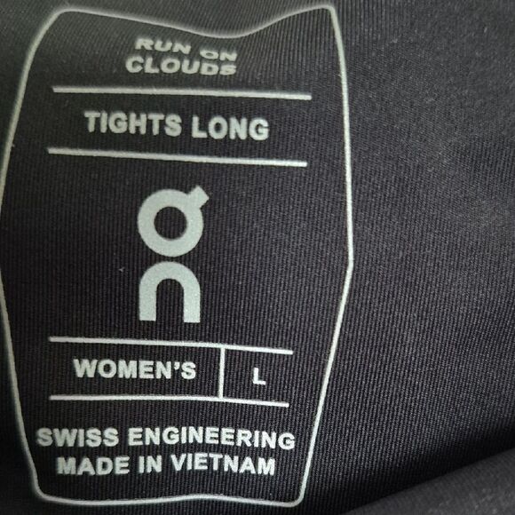 On Running Women's Black & Purple Tights Long - Picture 2 of 16